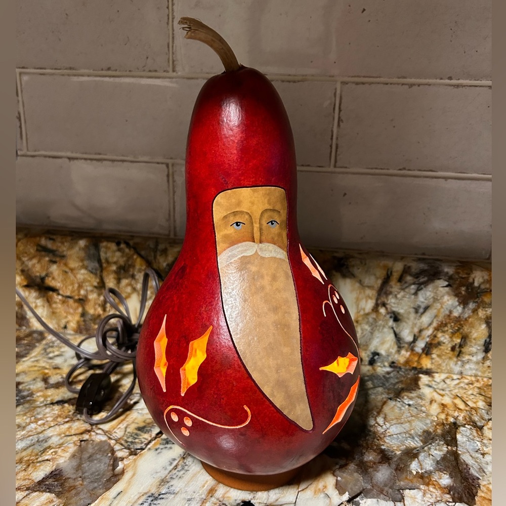 MEADOWBROOKE GOURDS Large Lit Santa Gourd Plug in Light - Picture 2 of 10